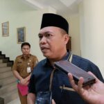 INTAN CALON WAKIL BUPATI TANGERANG REBUT HATI PEMILIH DARI PARTAI GOLKAR GOLKAR KABUPATEN OLENG.