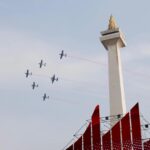 Bersama Presiden Jokowi dan Menteri Kabinet Indonesia Maju, Menteri AHY Hadiri Upacara Peringatan HUT TNI Ke-79 di Monas.